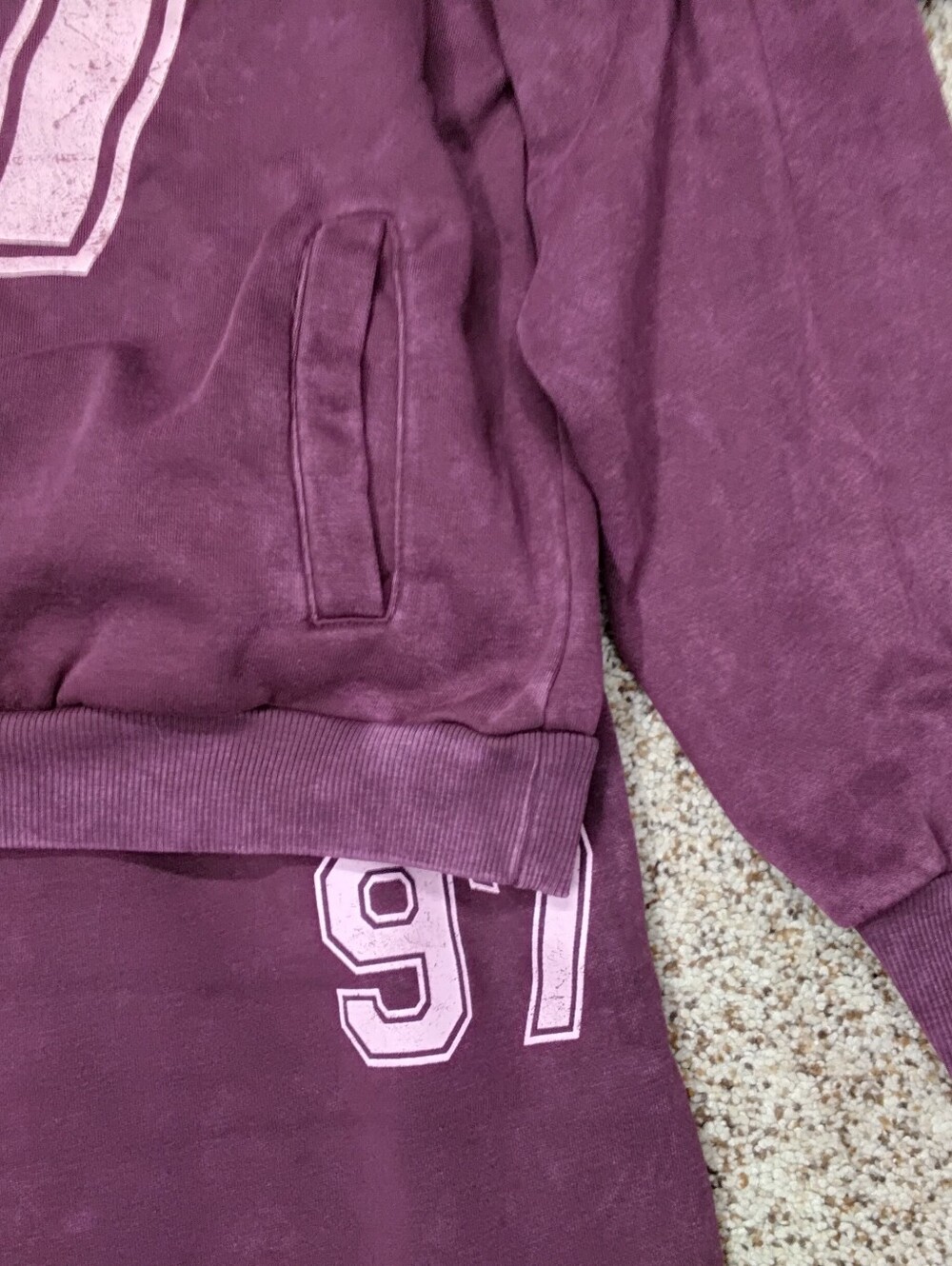 4055 Size Large No Boundries 2 Piece Wine Color Fleece Set. - Picture 3 of 7